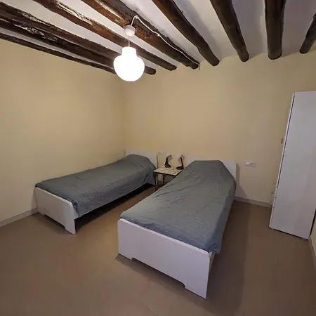 Rurales Cr アパート Mazaleon